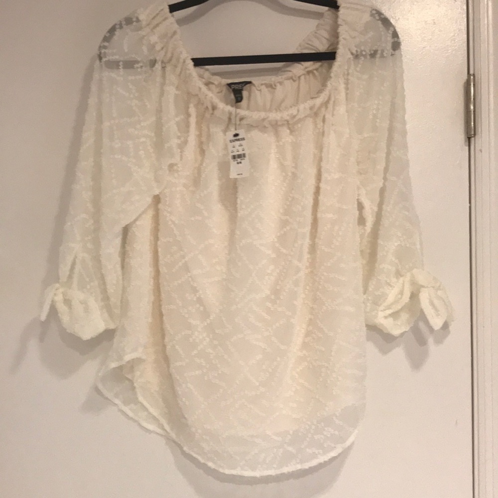 Express off the shoulder top size m